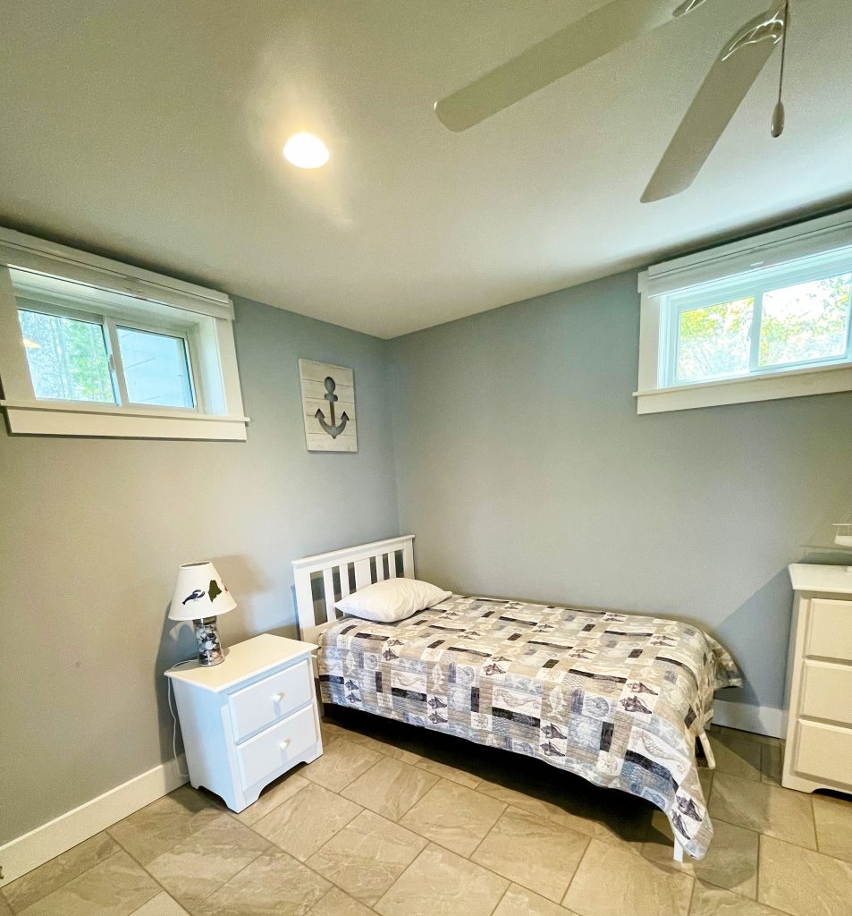 Lower level twins room