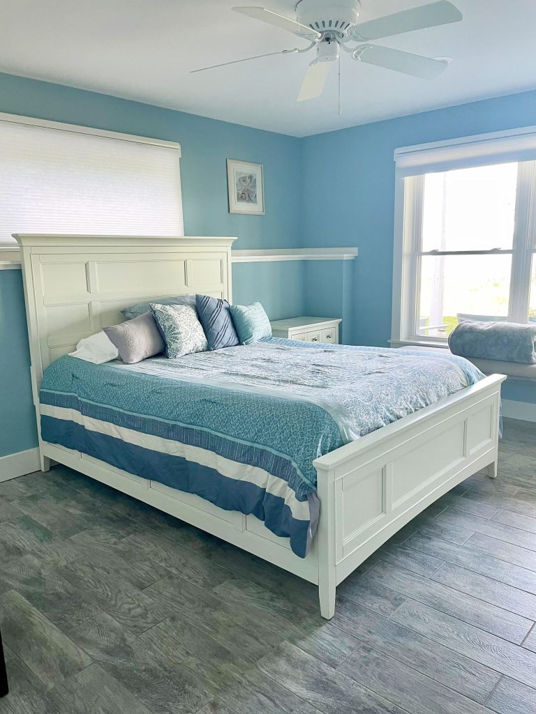 Lower level queen bedroom