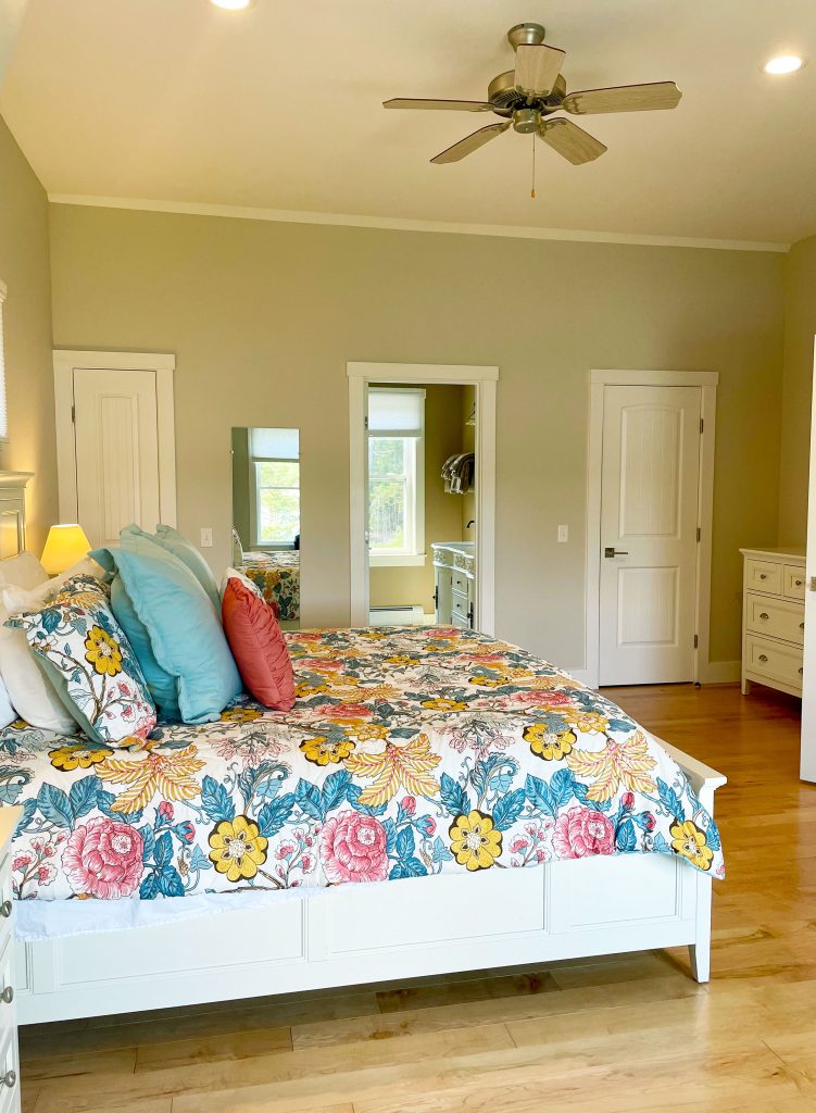 Master king bedroom 2nd floor