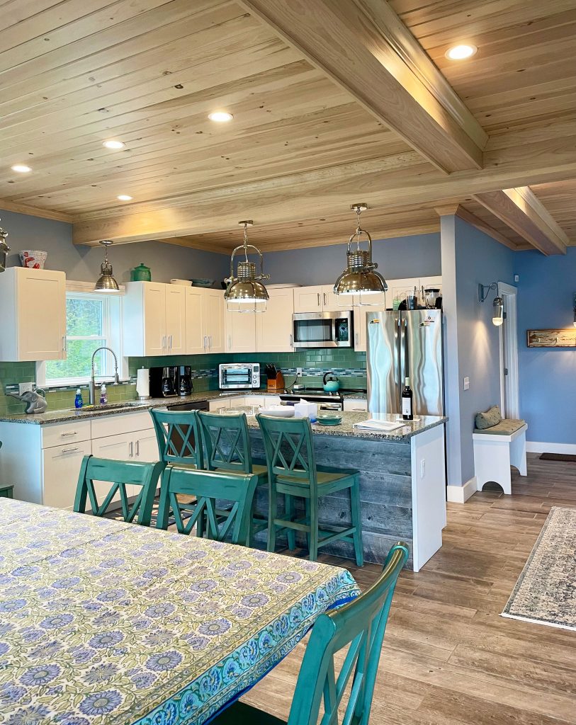 Kitchen/dining area