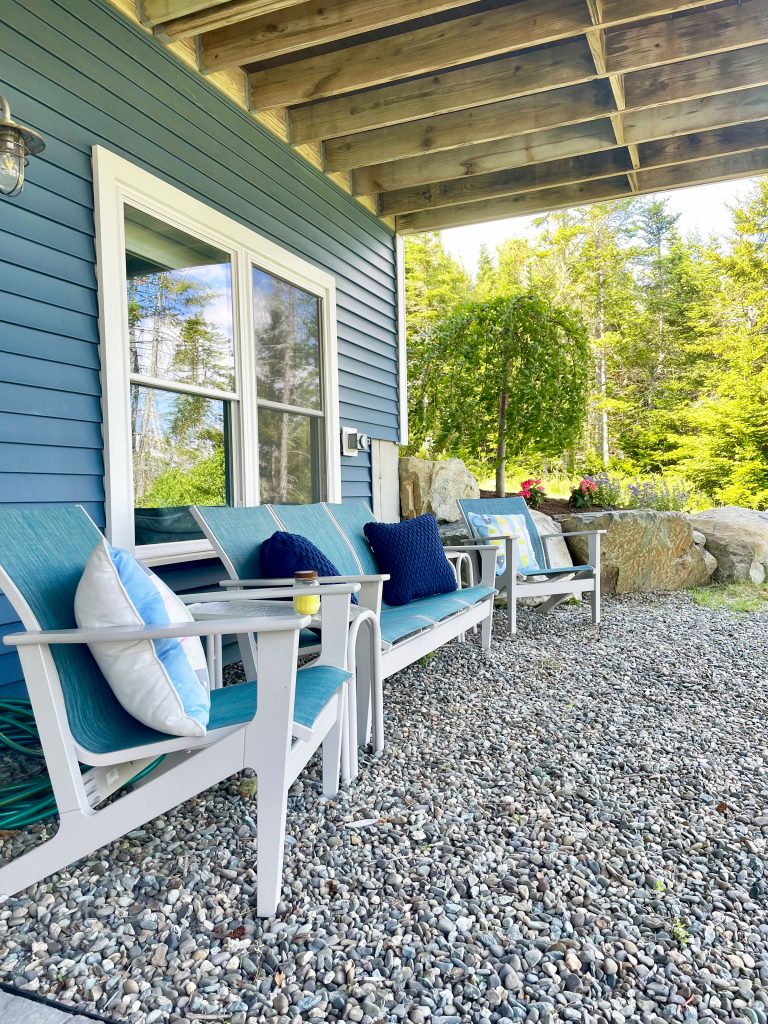 Outdoor seating