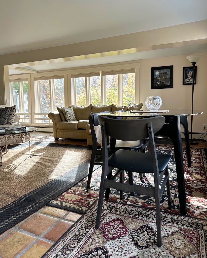 Living room/dining