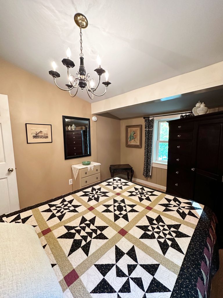 2nd queen bedroom