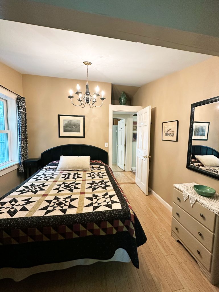 2nd queen bedroom