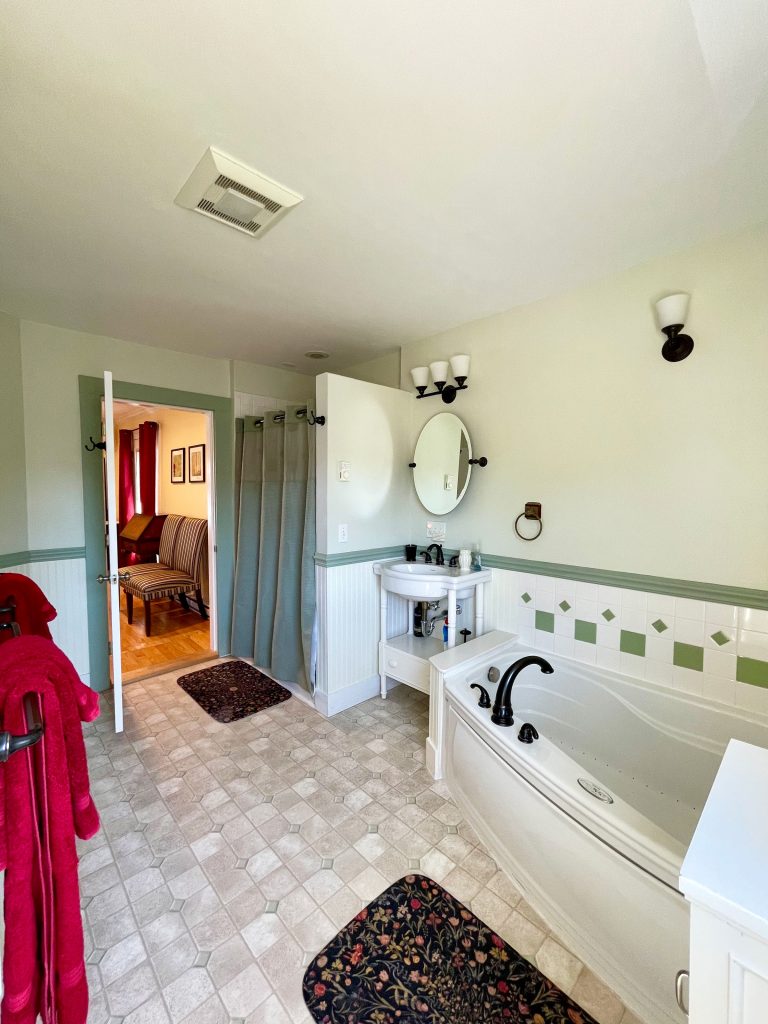 "Chatsworth" bathroom