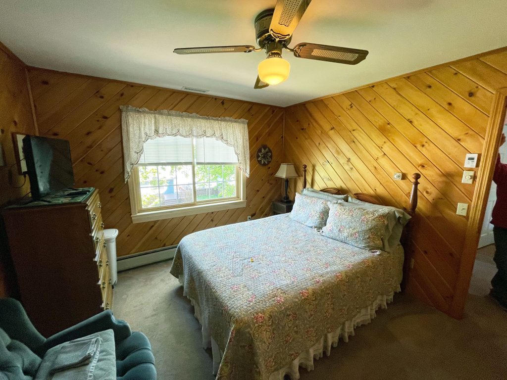 WM-2nd Queen3 2nd queen bedroom