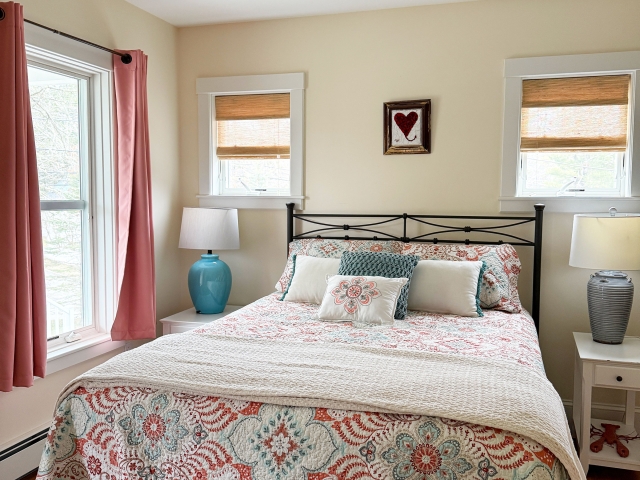 Queen bedroom