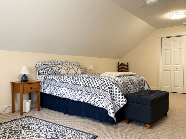 Queen bedroom