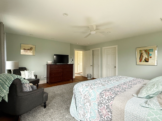 King bedroom